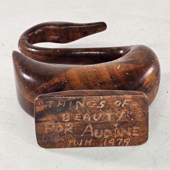 Vintage Hand-Carved Wooden Duck Sculpture *Repaired Neck* Signed - Picture 6 of 8